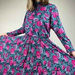 Vintage Women’s 80s Blue Purple Dark Floral Long Sleeve Hippie Maxi Dress Sz M